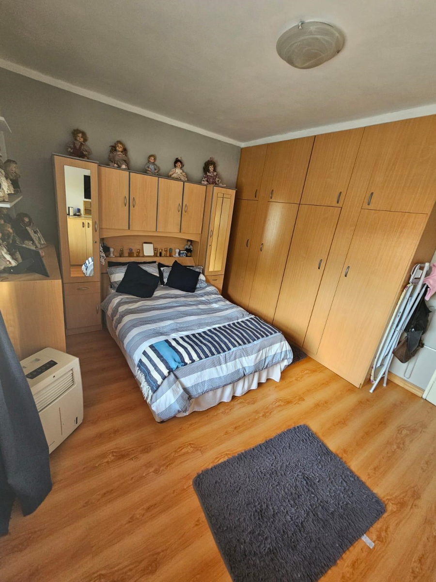 2 Bedroom Property for Sale in Parow Valley Western Cape